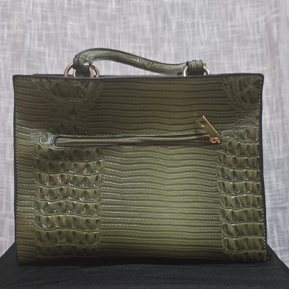 Green Crocodile Embossed Satchel Top Handle Zip Gold Hardware Inner Pockets